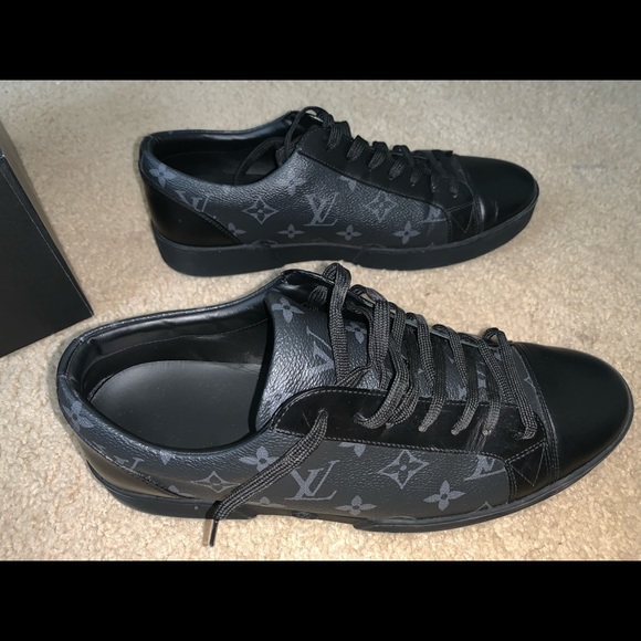 LouisVuitton 2017/18 black monogram sneaker Size8 - Picture 2 of 6